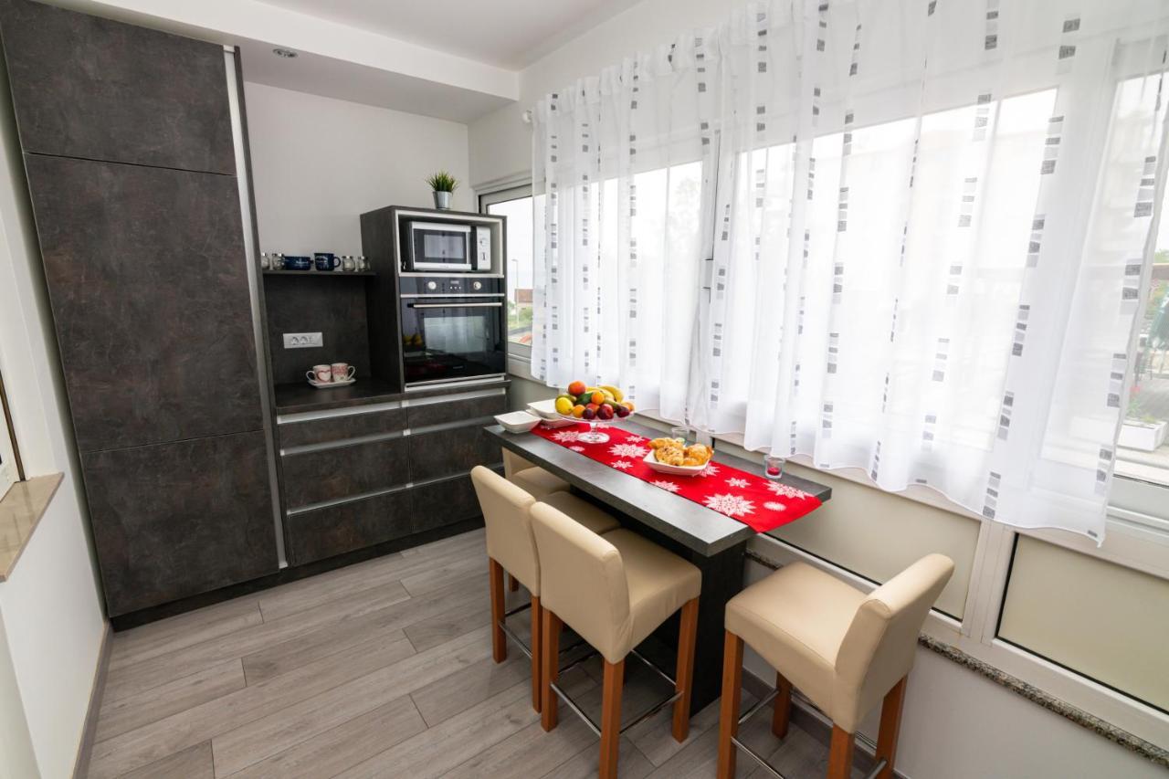 רייקה Apartment Nevera מראה חיצוני תמונה