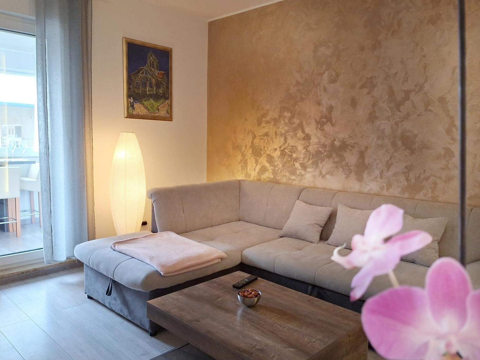 רייקה Apartment Nevera מראה חיצוני תמונה