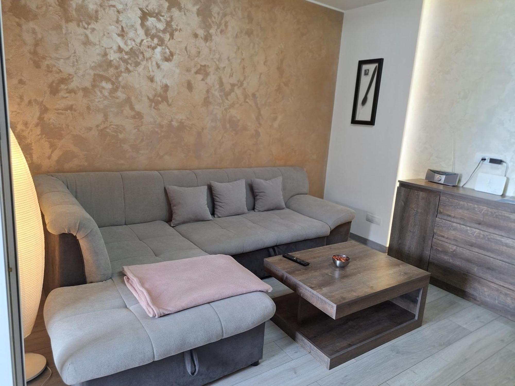 רייקה Apartment Nevera מראה חיצוני תמונה